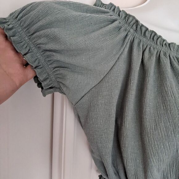 H&M Sage green puff sleeve crop top textured size Medium @F1 - Picture 2 of 10